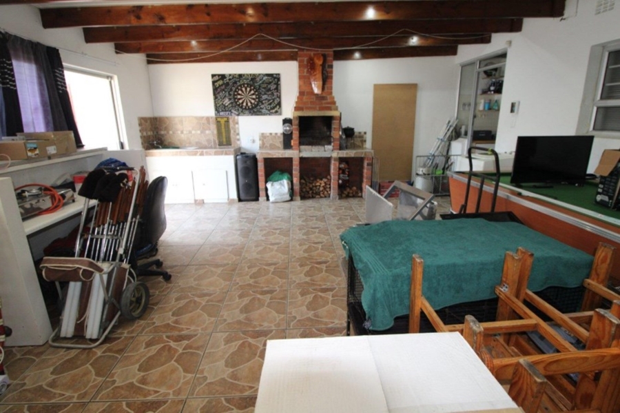 To Let 2 Bedroom Property for Rent in West Bank Eastern Cape